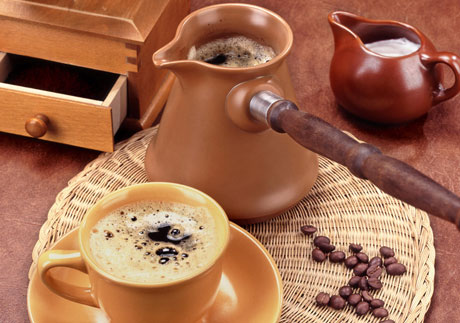 Утро с ароматом кофе: выбираем кофеварку для домашнего пользования